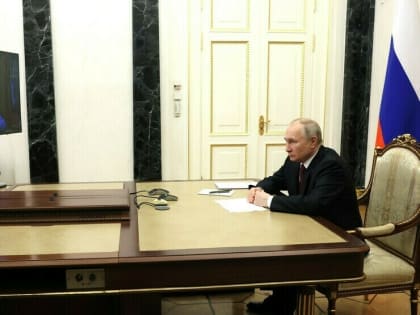 Путин начал ротацию губернаторов
