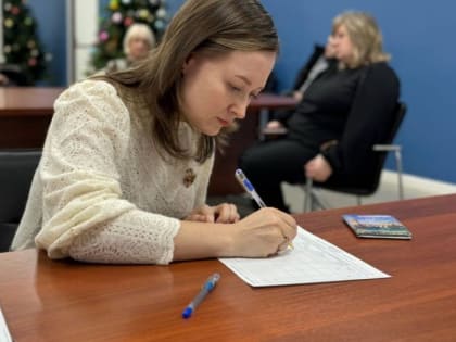 Подписи в поддержку Путина соберут в единый день по всей России