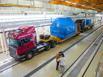 Автоматическая станция «Луна-25» доставлена на космодром Восточный, чтобы в августе попытаться сделать мировое открытие