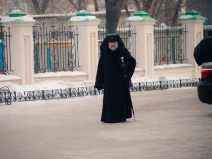 Архиепископ Лукиан совершил Божественную литургию и великую вечерню в Благовещенском кафедральном соборе (ФОТОРЕПОРТАЖ)