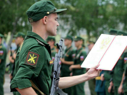 Закон о реестре военнообязанных после Госдумы принял Совфед