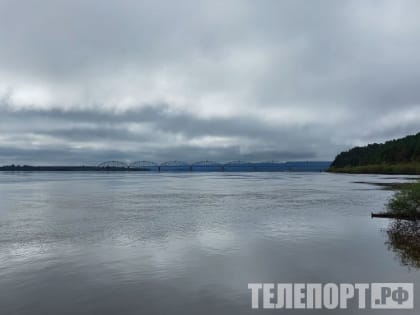 Расслабляться нельзя: Путин призвал следить за ситуацией с паводками в ДФО