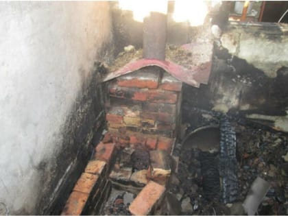 Дровяная печь насмерть задавила 90-летнюю пенсионерку. Перекалилась