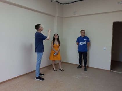 Амурские молодогвардейцы проинспектировали ход капитального ремонта общежития