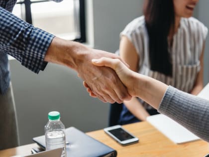 Амурчане продолжают заключать соцконтракты, чтобы открыть своё дело