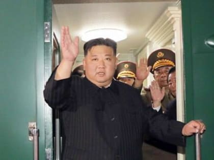 Бело-золотой, медленный, роскошный и вместительный: СМИ рассказали о поезде Ким Чен Ына