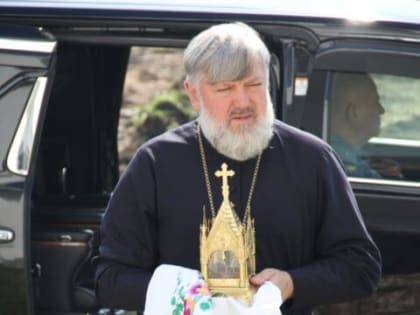 Архиепископ Лукиан совершил молебеное пение с акафистом священномученику Власию Севастийскому в Среднебельском монастыре
