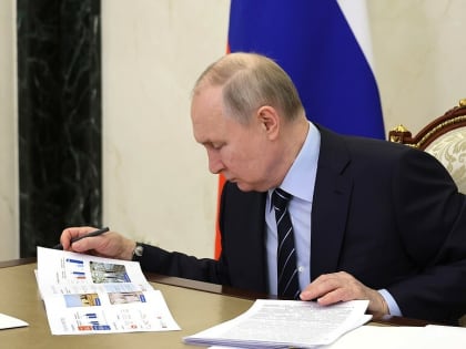 Василий Орлов сообщил Владимиру Путину о своем желании принять участие в выборах губернатора Амурской области