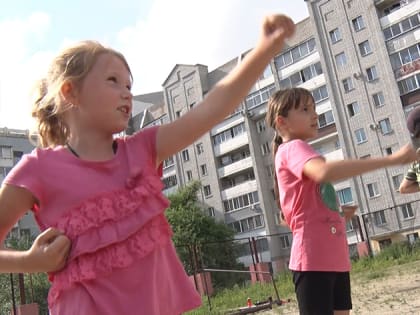 Маленькие благовещенцы бесплатно осваивают каратэ