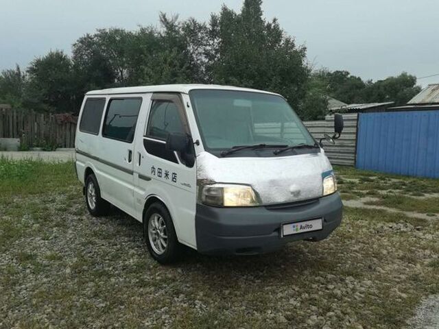 Nissan Vanette 2000