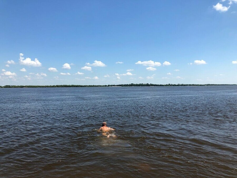 Амур life. Река Зея Благовещенск. Пляж Зеи Благовещенск. Ивановский пляж. Затонувший Благовещенск.