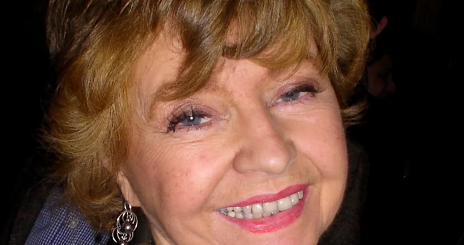 Leggi tutto l'articolo: Prunella Scales