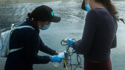 El Río Tijuana se convierte en aula viva: estudiantes analizan la calidad del agua
