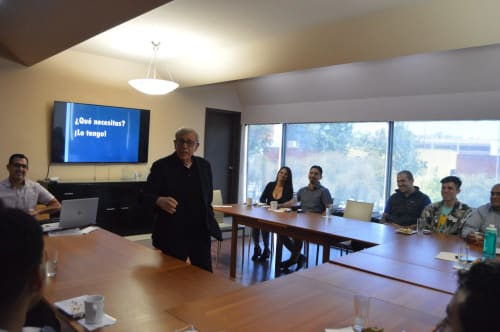 Concluyen jóvenes Diplomado de Liderazgo de Tijuana Innovadora