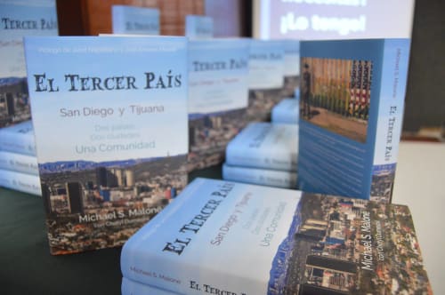 Dona Tijuana Innovadora 200 libros a comunidad estudiantil de UABC