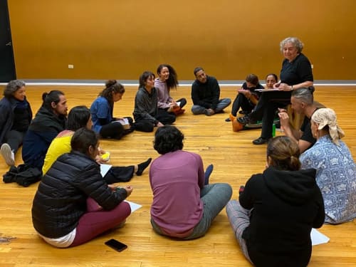 Ayudan a jóvenes a expresarse mejor mediante la danza