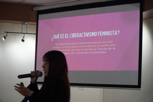 Invita “Sofia On Fire” a usar el ciberactivsmo para causar impacto real