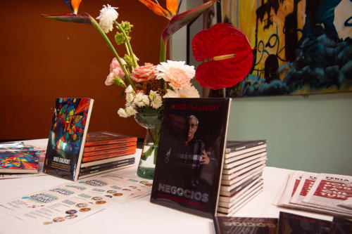 Presenta José Galicot publicación sobre vivencias empresariales en Feria del Libro