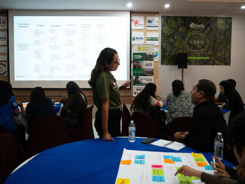 Participantes de la Feria Ambiental Académica reciben capacitación especial