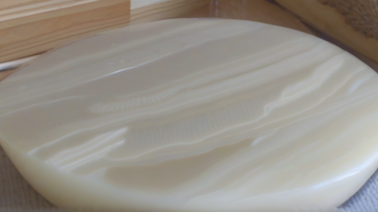 How to Make Your Own DIY Natural Onyx Cleaner