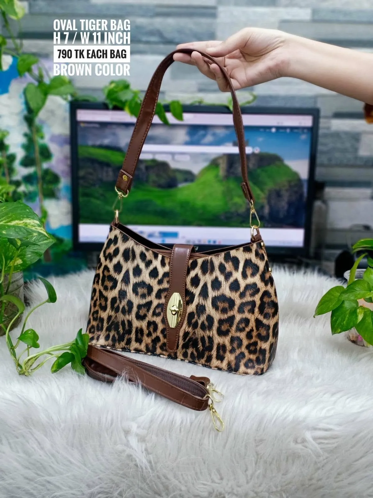 luxury advanced sense shoulder bag