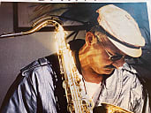Saxstranger and key board prof.