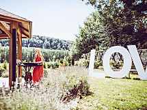 Hochzeit Schafstall Achalm Christina Louise Photography