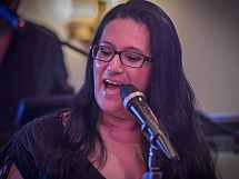 Sangerin Sandra Patsis Fur Hochzeit Taufe Beerdigung Trauung