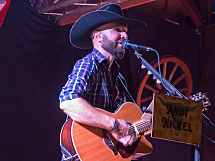 Alleinunterhalter In Bayern Finde Die Besten Alleinunterhalter In Bayern Heute Buchen