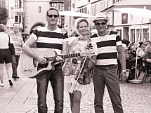 keys&strings unplugged Music