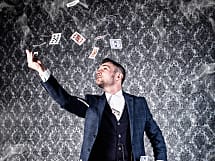 Louis von Eckstein Zauberkünstler , Mentalist & Buchator *Preisgekrönt * Charmant * Unglaublich*