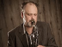 Saxandmore
