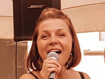 Reden & Gesang -  Carmen Denzler