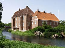 #<VenueListing:0x00007ff7a3f35c80>