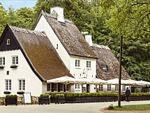 #<VenueListing:0x00007ff7836d9890>