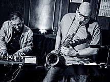DELBRUEGGE DUO