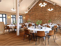 #<VenueListing:0x00007f00b9cf4610>