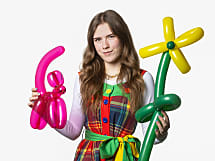 Lara Schwuchow  und Team
