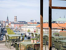 Byterrassen og drivhuset