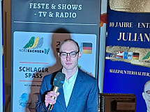 Alleinunterhalter julian Wien