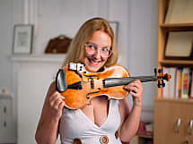 Lesley Locke Violinist