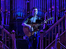 Ken Jones Acoustic Singer