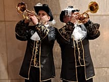 Het Nederlandse Herauten trompet duo (solo)