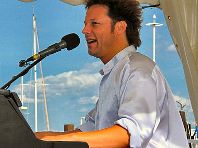 Klaus Porath - "The Piano Man"