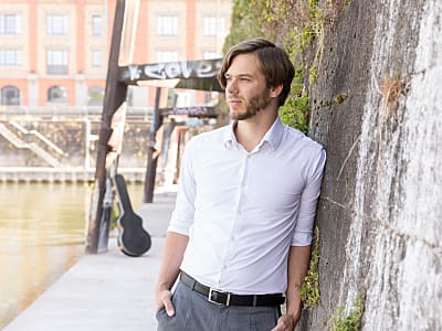 "Ein Hauch New York" - Jazzgitarrist Benjamin Kolloch