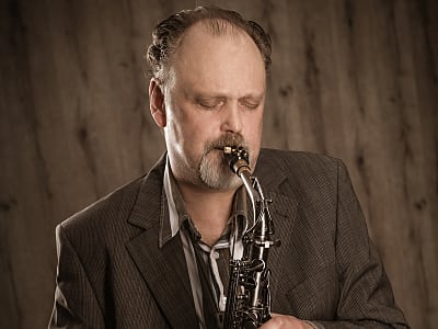 Saxandmore