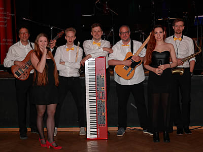 BIG BAND THEORY Showband