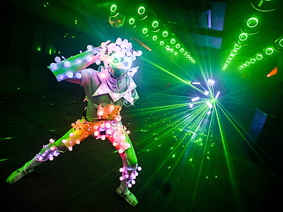 LILORA - Exklusive LED Shows : Showact + Walkact (Lichtshow)