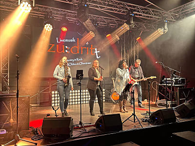 Livemusik zu:dritt