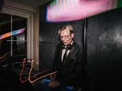 Deejay-Senator